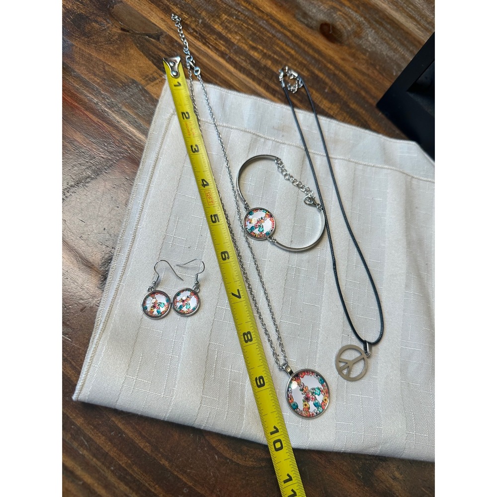 Floral Peace Sign Jewelry Set Silver Tone Necklace Bracelet Earrings 4pc Boho - Picture 6 of 9